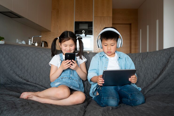 Alt= cara mengurangi screen time anak