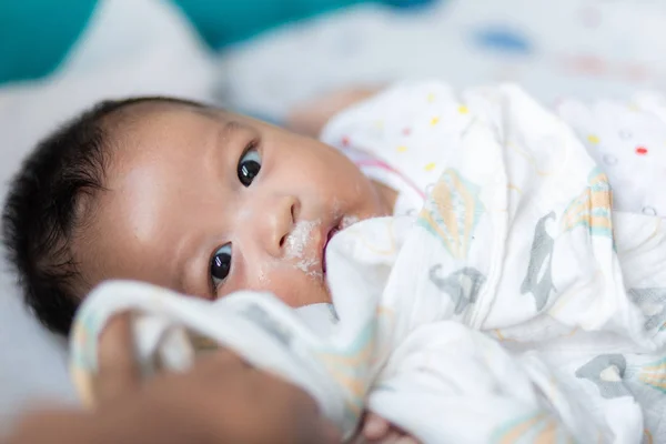 Alt= mengatasi bayi gumoh