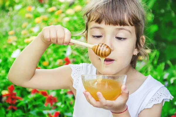 Alt= perawatan dan obat batuk anak alami
