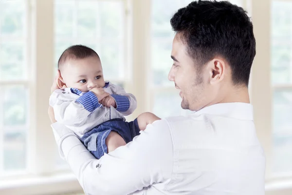 alt= hari ayah nasional 2025