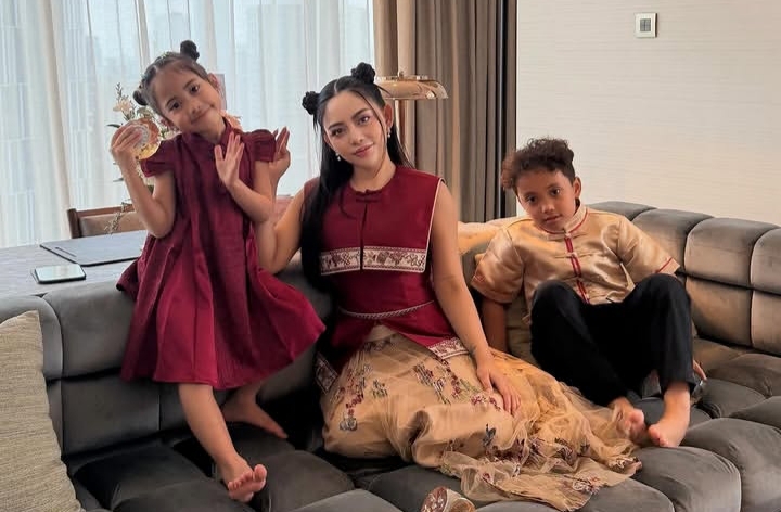 Alt= prestasi anak rachel vennya, parenting rachel vennya